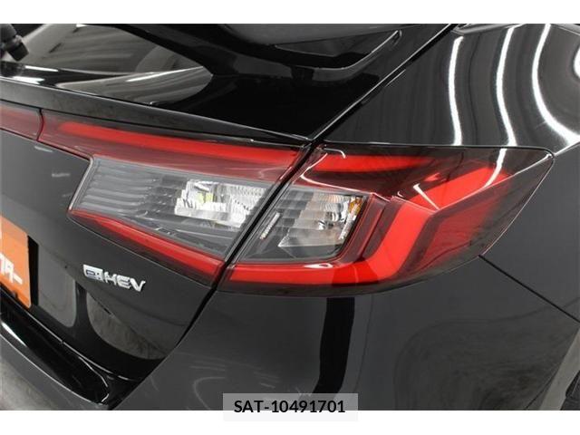 Honda CIVIC 2023-09 6903282-18