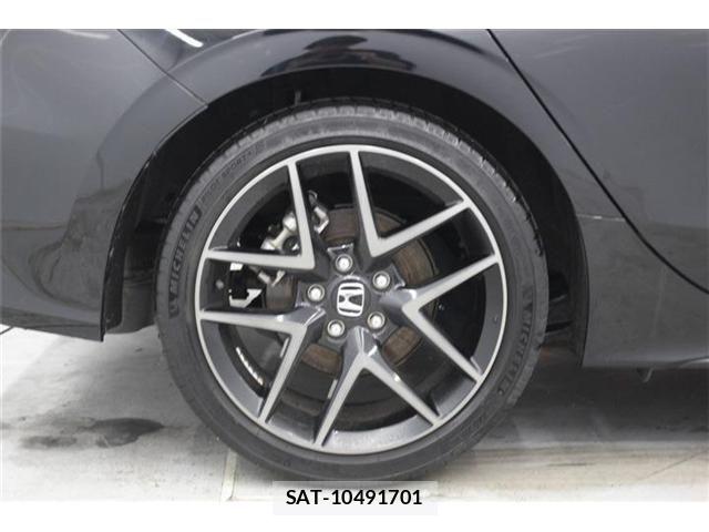 Honda CIVIC 2023-09 6903282-25