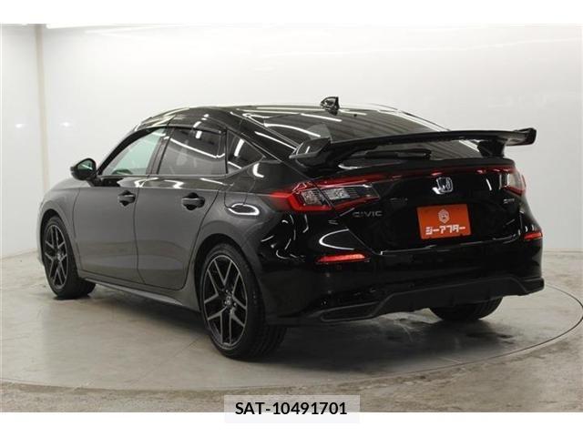 Honda CIVIC 2023-09 6903282-6