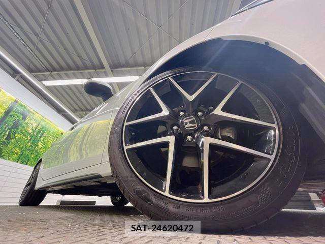 Honda CIVIC 2021-09 6903275-12