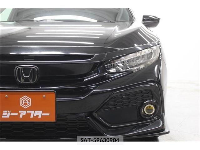 Honda CIVIC 2019-09 6903289-13