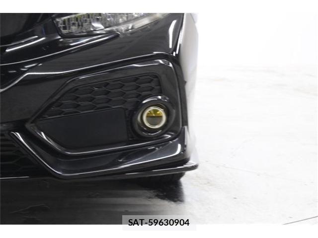 Honda CIVIC 2019-09 6903289-15