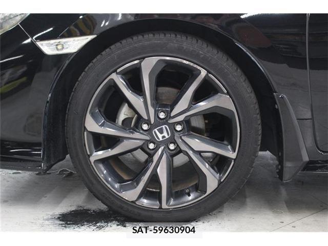 Honda CIVIC 2019-09 6903289-23