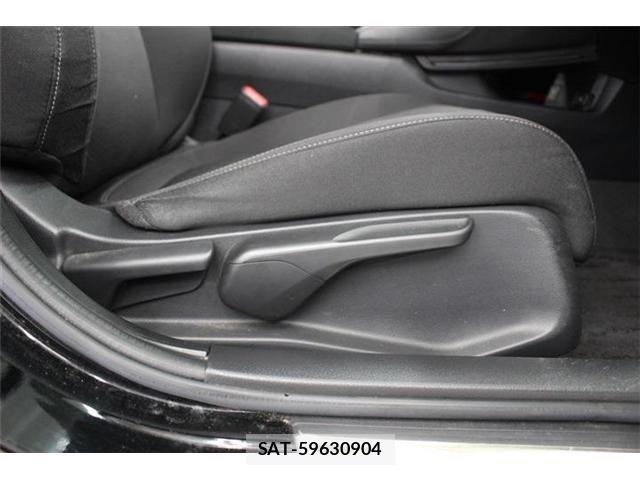 Honda CIVIC 2019-09 6903289-27