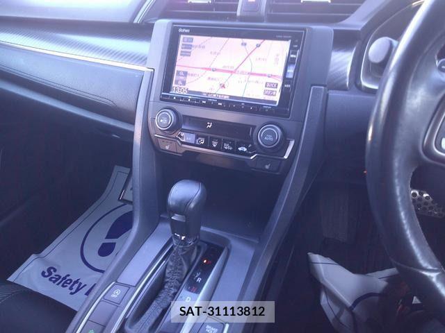 Honda CIVIC 2019-05 6903286-2