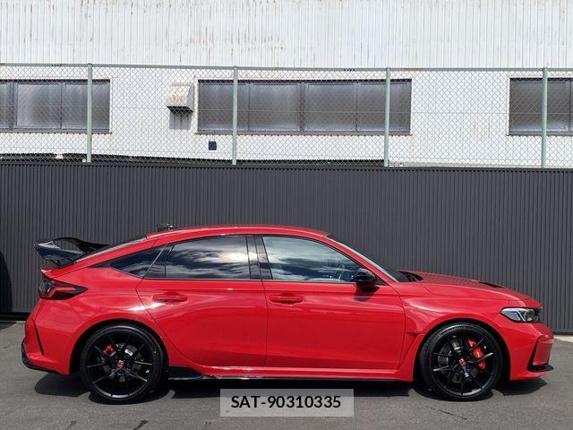 Honda CIVIC 2025-05 6903259-7