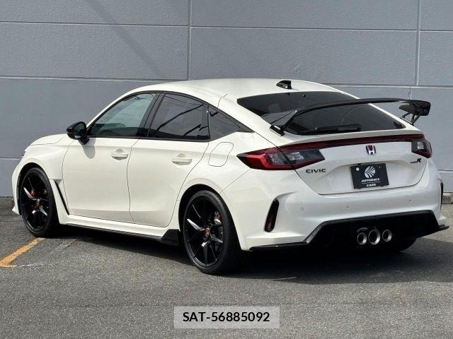 Honda CIVIC 2025-05 6992227-23