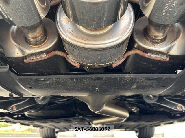 Honda CIVIC 2025-05 6992227-28