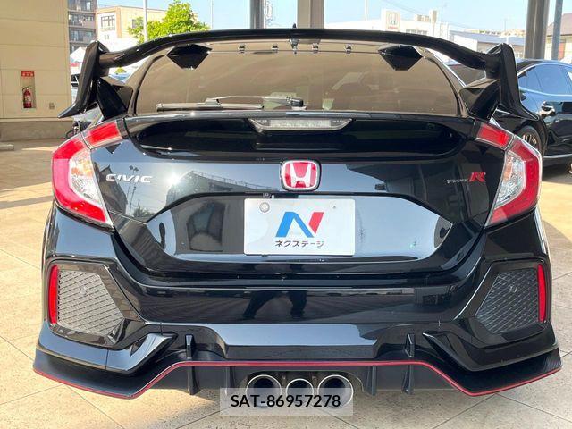 Honda CIVIC 2018-02 7020203-16