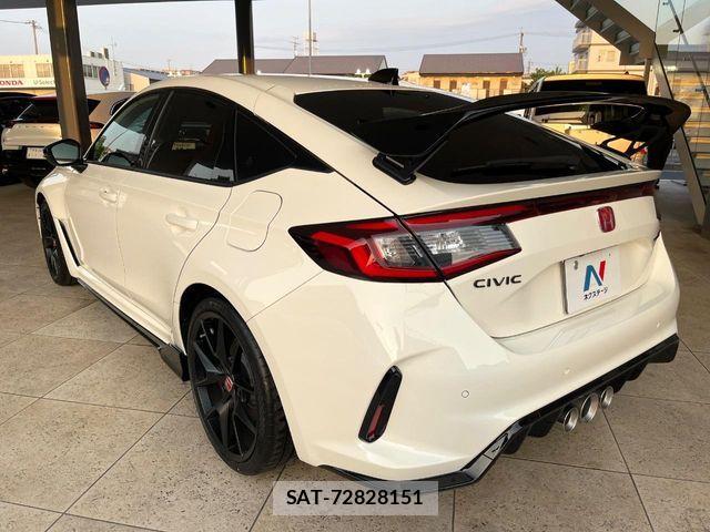 Honda CIVIC 2026-02 7020200-14