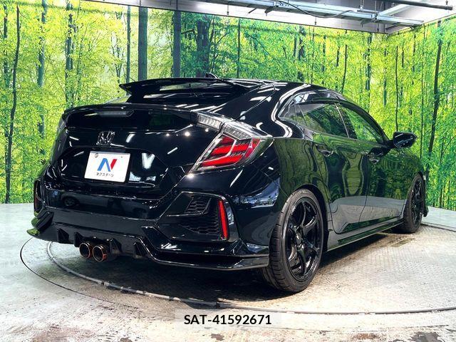 Honda CIVIC 2020-04 7020207-16