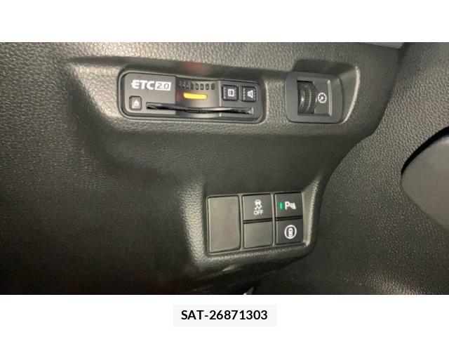 Honda CIVIC 2024-04 7020204-20