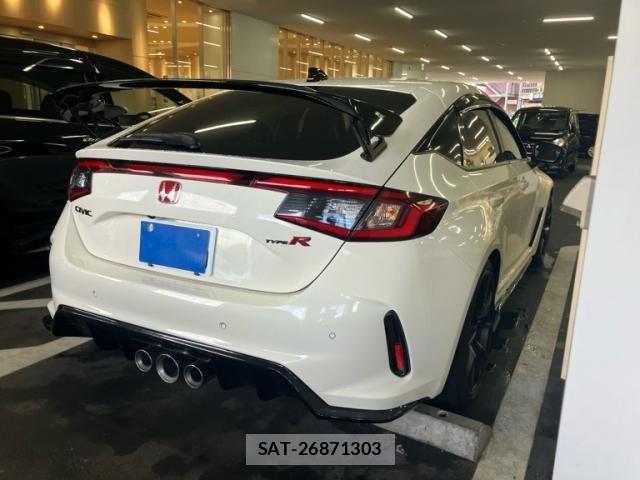 Honda CIVIC 2024-04 7020204-2