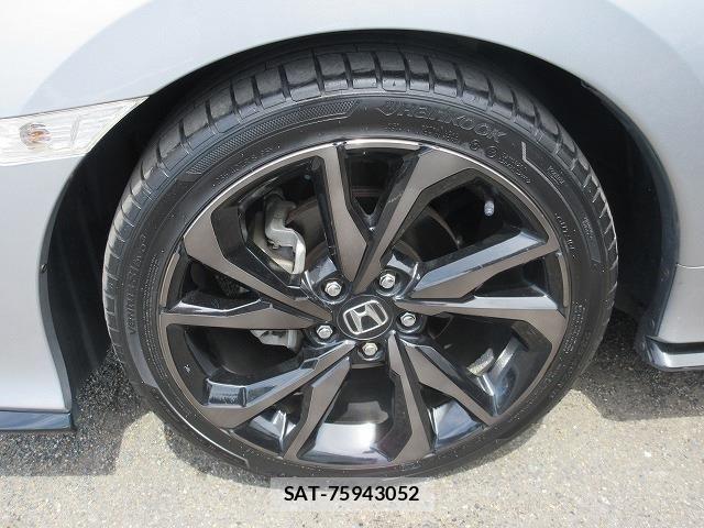 Honda CIVIC 2019-08 7020208-21