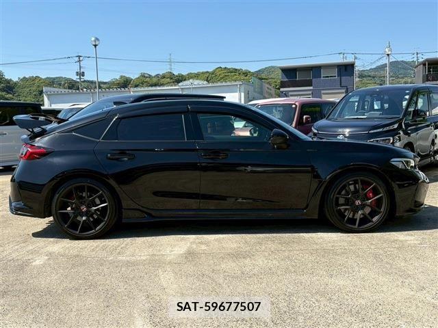Honda CIVIC 2024-06 7020202-15