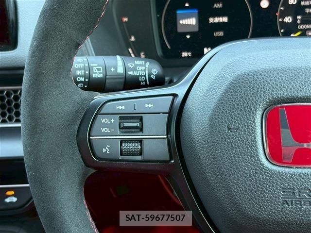 Honda CIVIC 2024-06 7020202-26