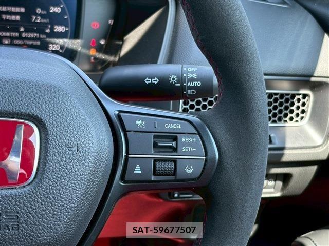 Honda CIVIC 2024-06 7020202-27