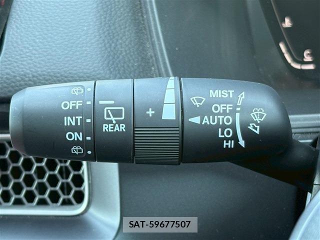 Honda CIVIC 2024-06 7020202-28