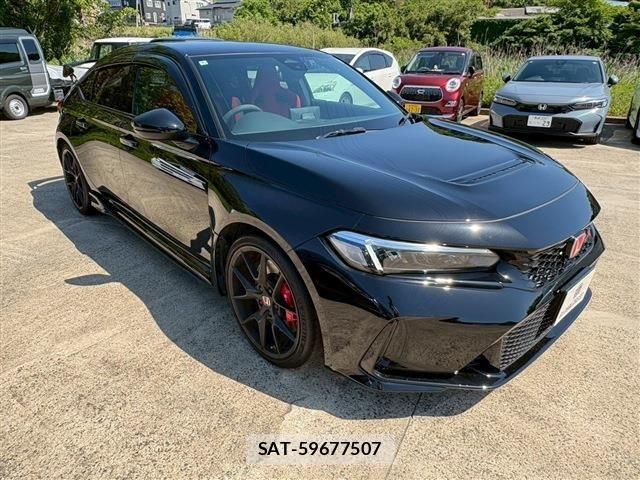 Honda CIVIC 2024-06 7020202-8
