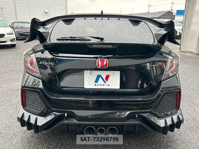 Honda CIVIC 2019-06 7057912-16