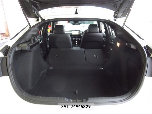 Honda CIVIC 2024-10 7057913-17