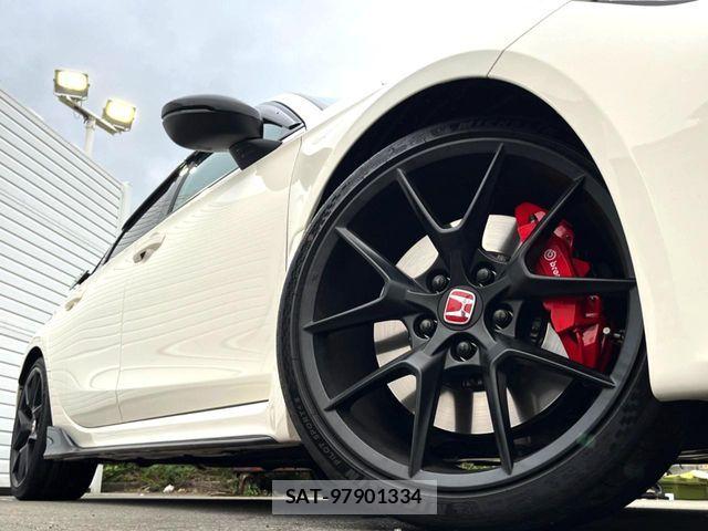 Honda CIVIC 2025-03 7216160-13