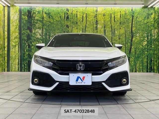 Honda CIVIC 2018-03 7216129-13