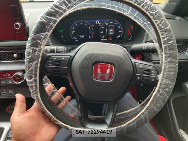 Honda CIVIC 2024-02 7216151-17