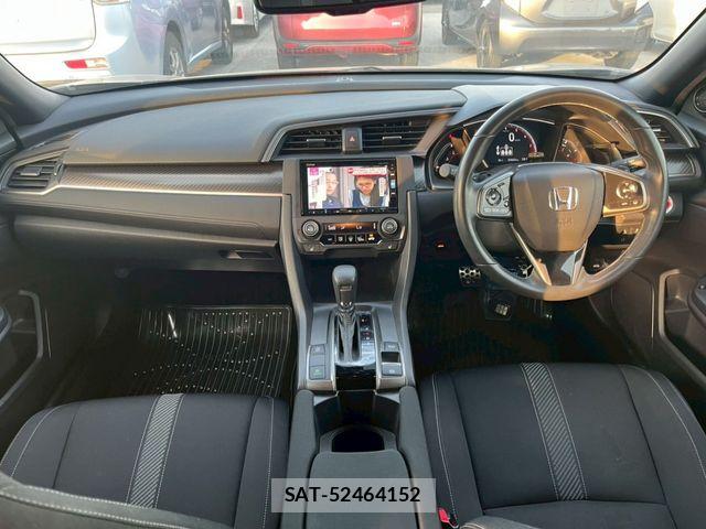 Honda CIVIC 2019-06 7216133-12
