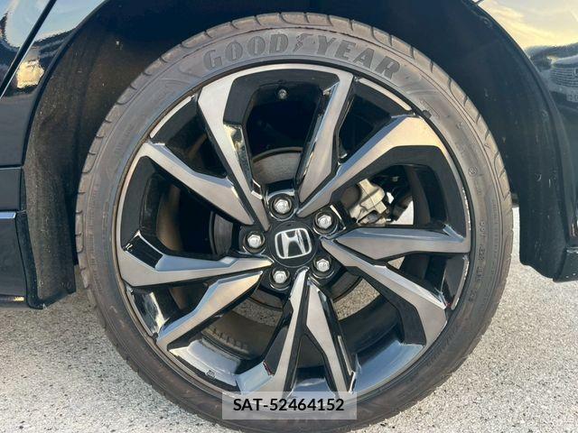 Honda CIVIC 2019-06 7216133-22