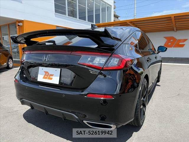 Honda CIVIC 2022-08 7216141-14