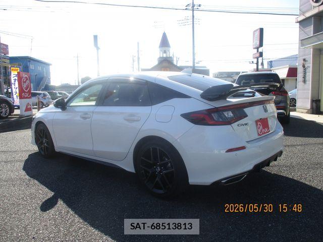 Honda CIVIC 2021-11 7216137-6
