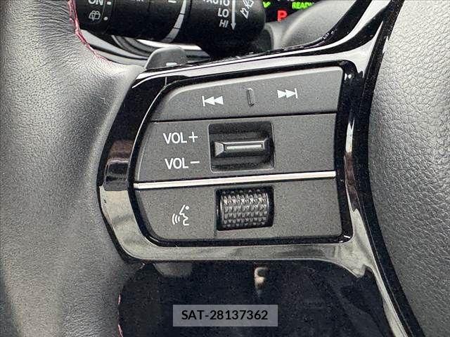Honda CIVIC 2022-10 7216140-24