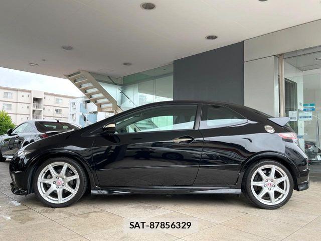 Honda CIVIC 2011-05 7216130-11