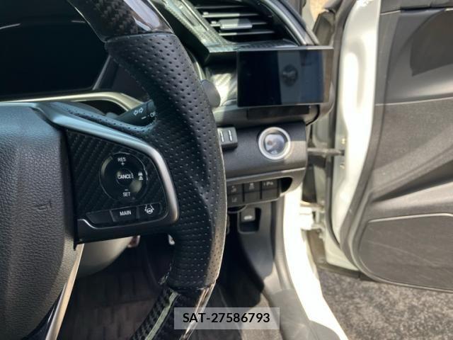 Honda CIVIC 2019-06 7216131-14