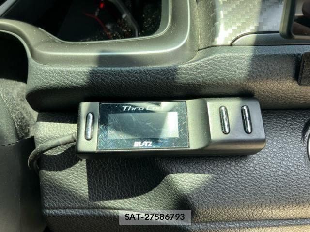 Honda CIVIC 2019-06 7216131-25