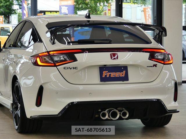 Honda CIVIC 2026-04 7216163-9