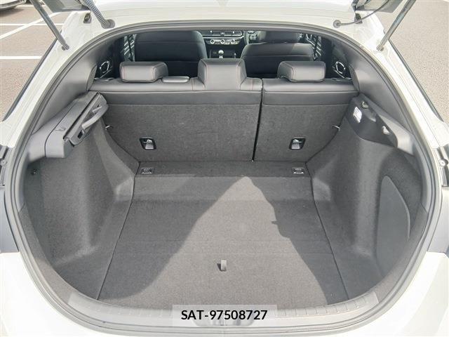Honda CIVIC 2023-12 7216148-18