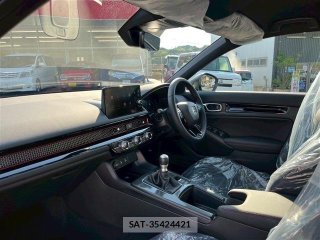 Honda CIVIC 2025-10 7271699-15