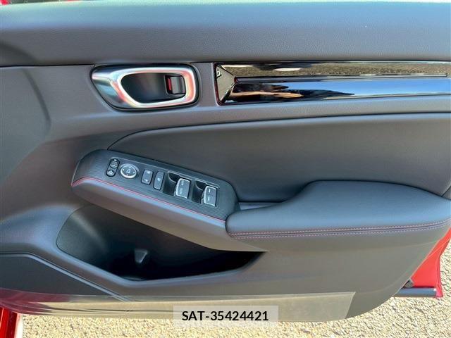 Honda CIVIC 2025-10 7271699-21