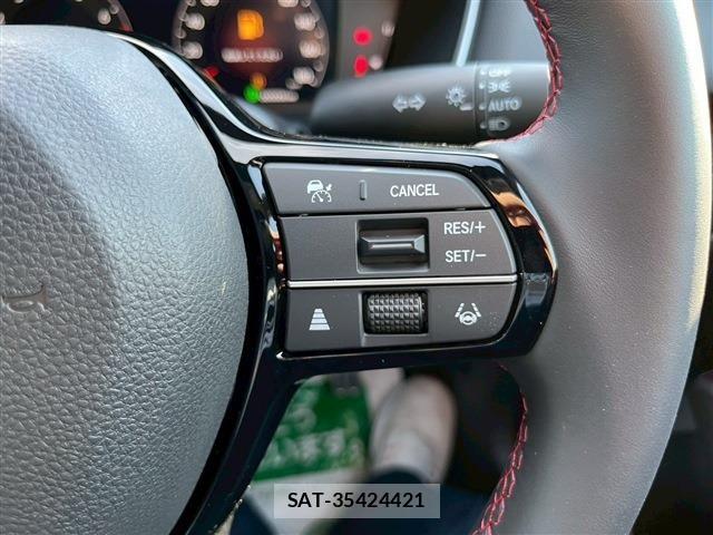 Honda CIVIC 2025-10 7271699-25