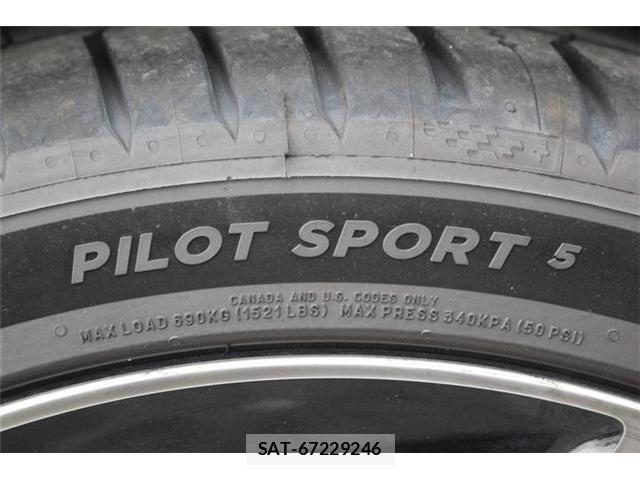 Honda CIVIC 2022-08 7271695-19