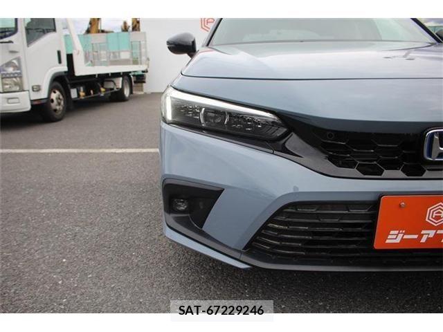 Honda CIVIC 2022-08 7271695-21