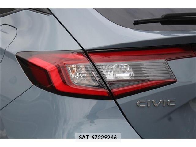Honda CIVIC 2022-08 7271695-27