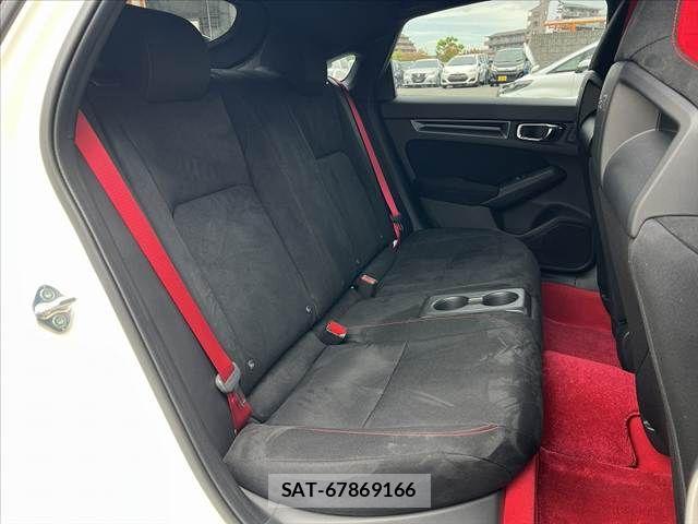 Honda CIVIC 2025-04 7271691-17