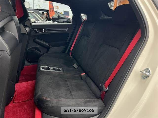 Honda CIVIC 2025-04 7271691-18