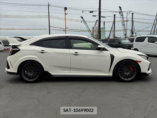 Honda CIVIC 2019-09 7326236-11