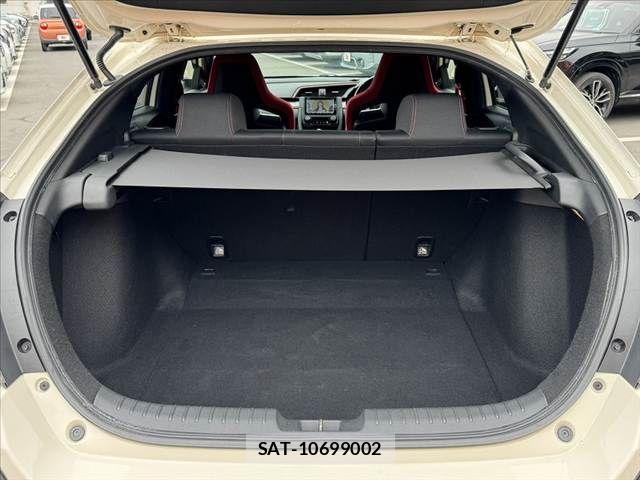 Honda CIVIC 2019-09 7326236-18