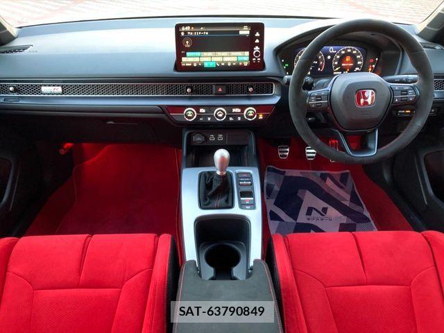 Honda CIVIC 2025-01 7357164-1
