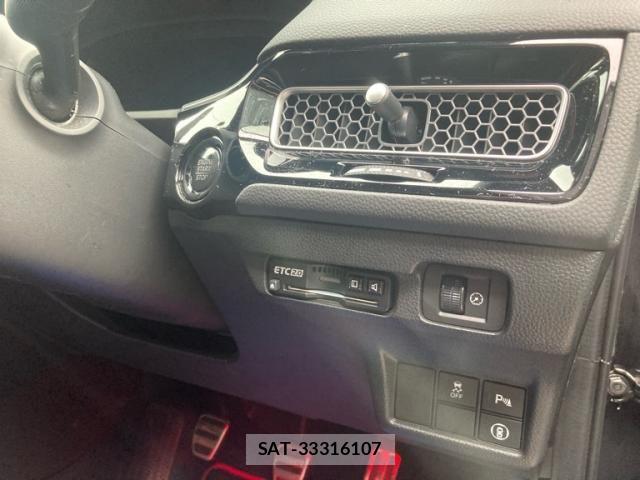 Honda CIVIC 2023-07 7357170-13